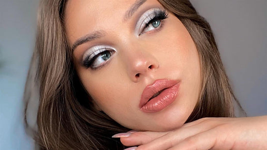 2025 Beauty Trends: What’s In, What’s Out