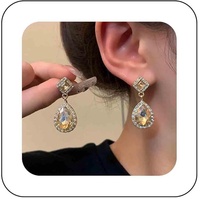 Vintage Crystal Teardrop Earrings Rhinestone Drop Earrings Sparkly