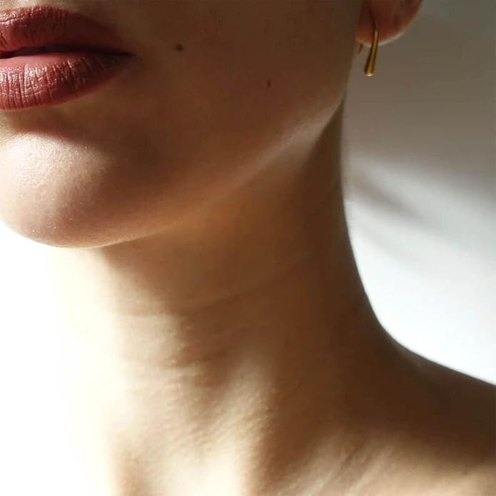 Vintage Water Drop Earrings Gold Teardrop Earrings Tiny