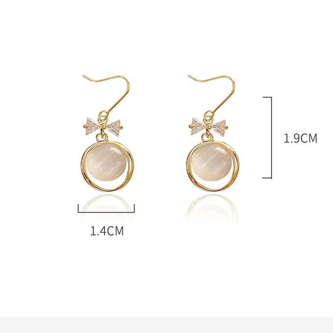 Vintage Circle Drop Earring Gold Cat