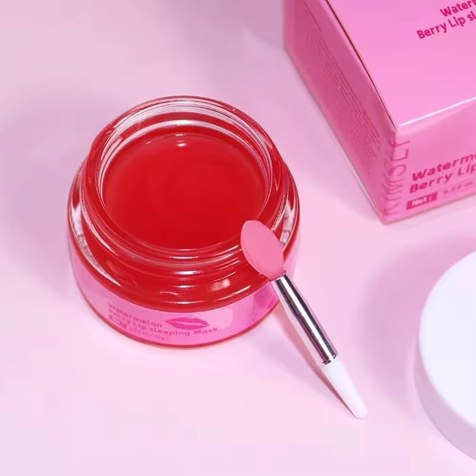 5-in-1 lip care kit, Lip scrub sleeping