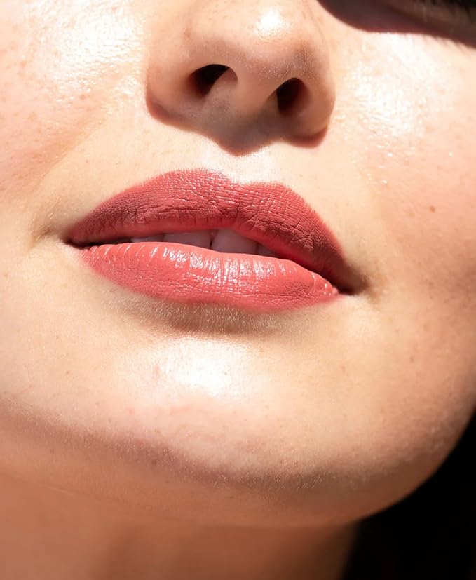 Ere Perez - Natural Coco Crayon Hydrating Lip Color | Vegan, Cruelty-Free, Clean Beauty (Charm, 0.01 oz | 3 g)