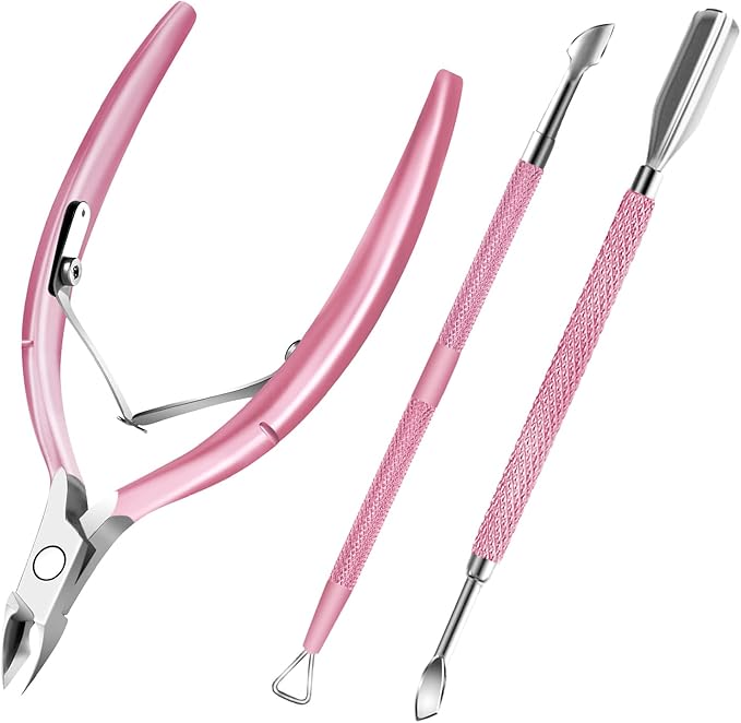 Cuticle trimmer with cuticle pusher