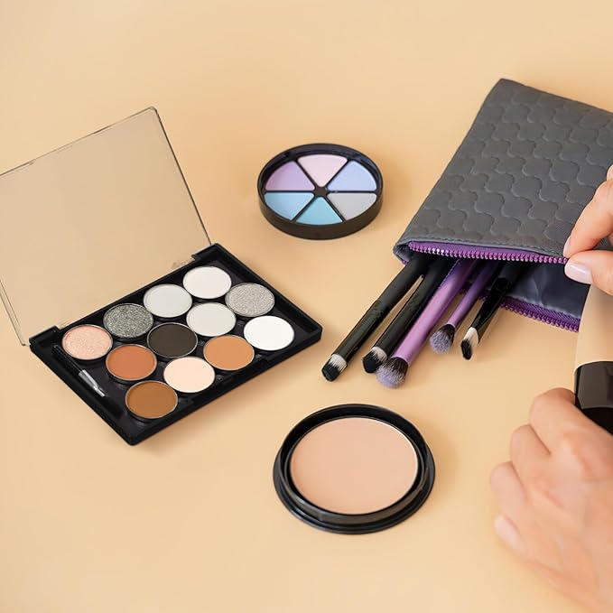 FRCOLOR Empty Eyeshadow Makeup Palette Magnetic Eyeshadow Palette