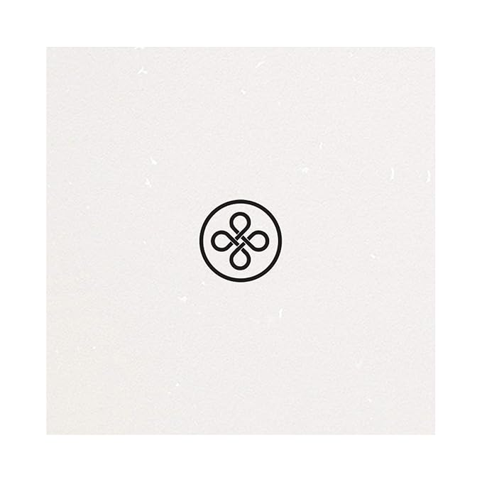 AVANT Hyaluronic Acid Replenishing Lip Serum