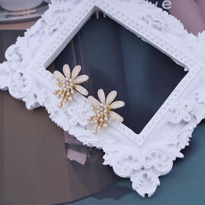 Vintage Flower Pearl Earrings Tiny Pearl