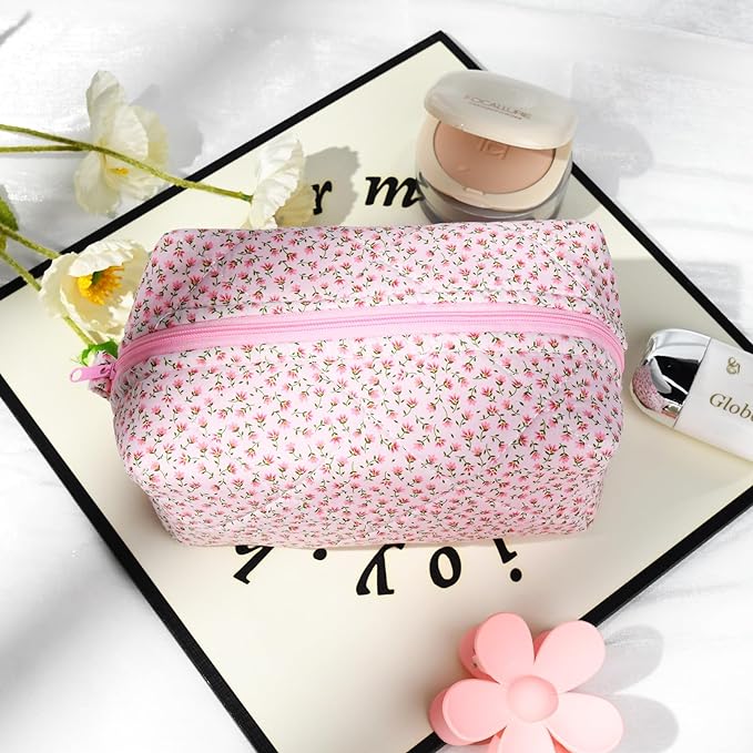 Soidram quilted makeup bag floral