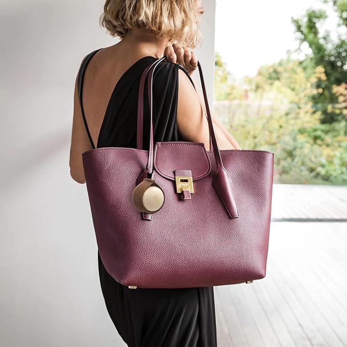 WKieason Lip Balm Holder Sleeve with Keychain Lipstick Tight-knit