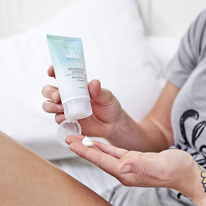 Renewing Lotion Facial Moisturizer with Aloe,