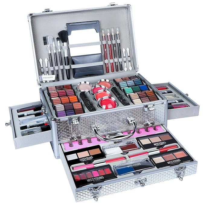 All-in-one Holiday Make up Gift Set | Makeup
