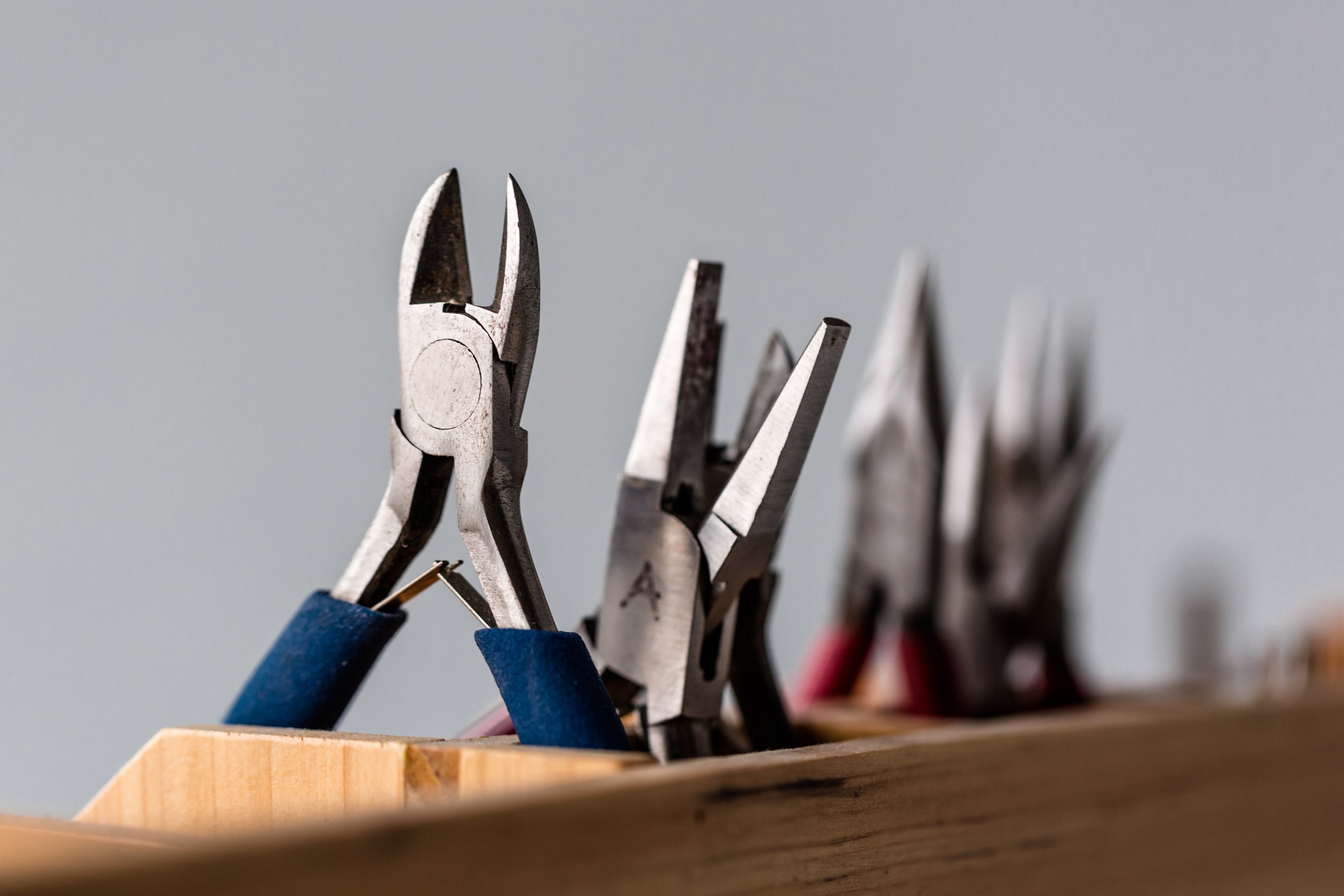 close-up-of-handheld-tools