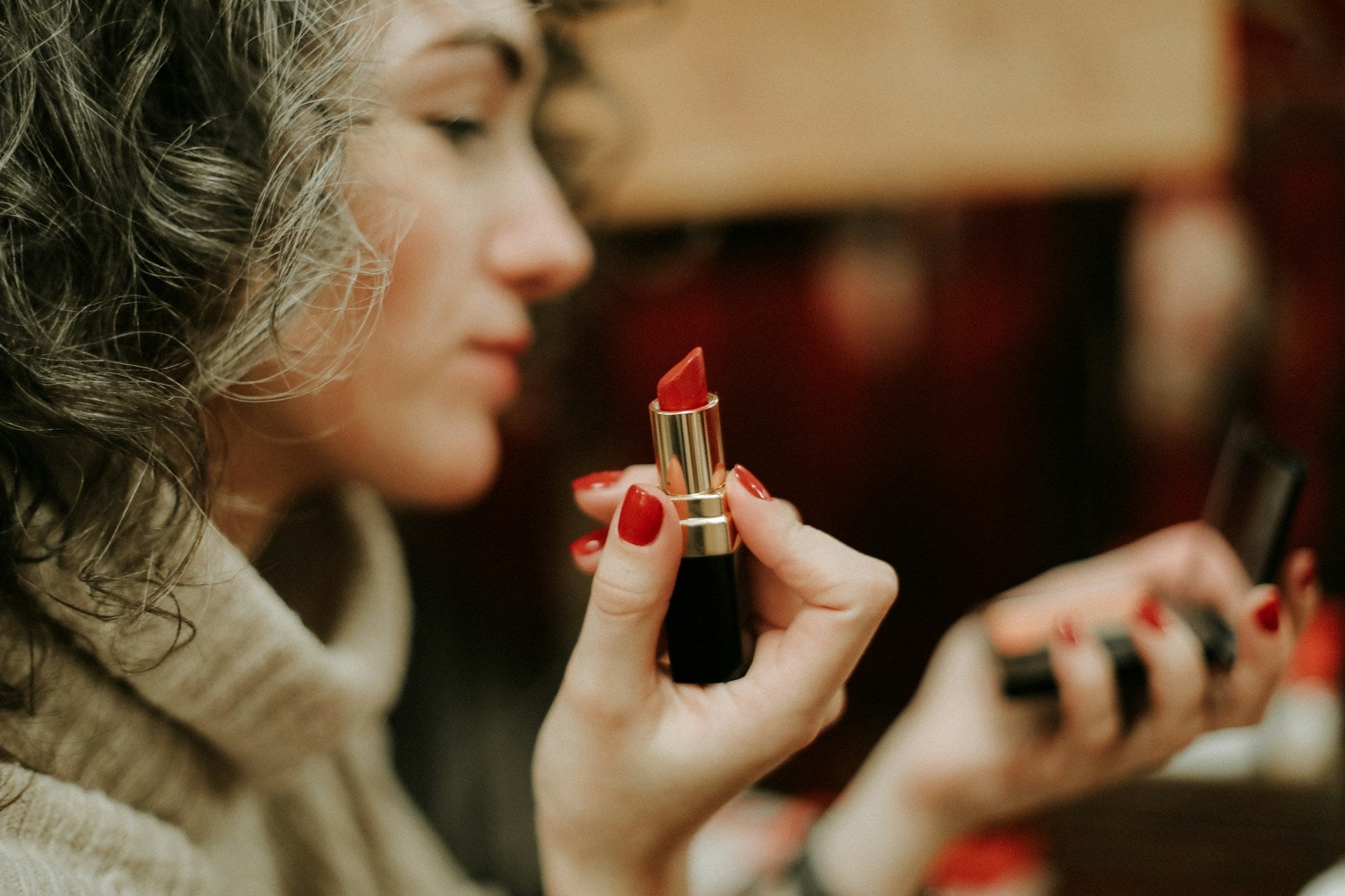 Sheer, Cream, Satin, or Glossy? A Complete Guide to Lipstick Finishes