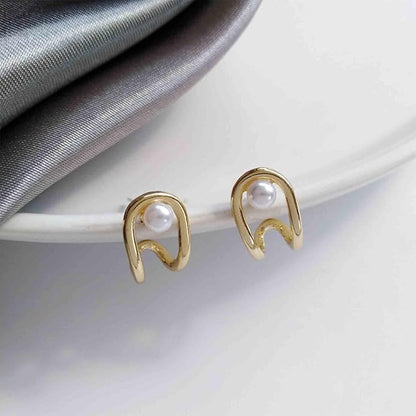 Vintage Pearl Claw Earrings Pearl Claw