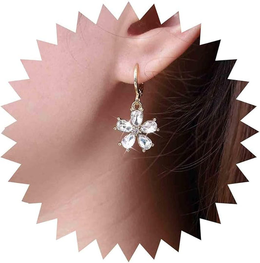 Vintage Emerald Flower Drop Earrings Green