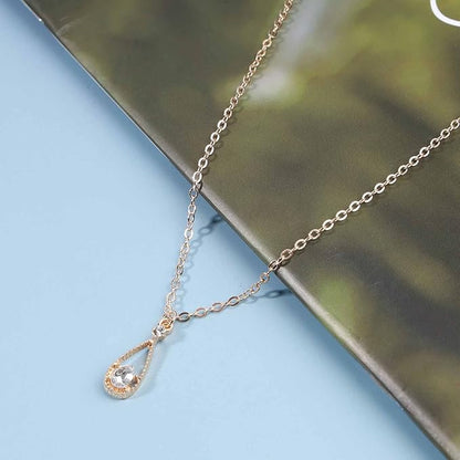 Vintage Tiny Teardrop Crystal Necklace Choker
