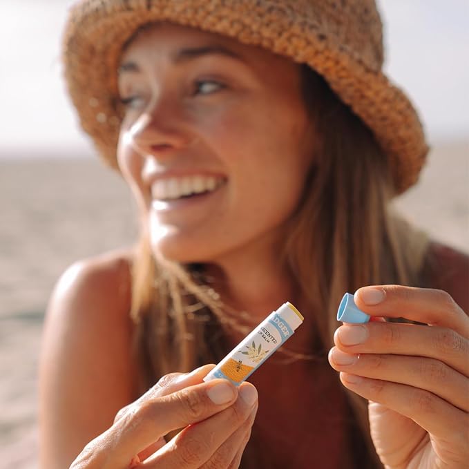 Badger - Classic Lip Balm, Unscented,