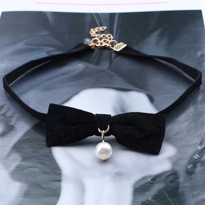 Vintage Satin Choker Necklace Pearl Pendant