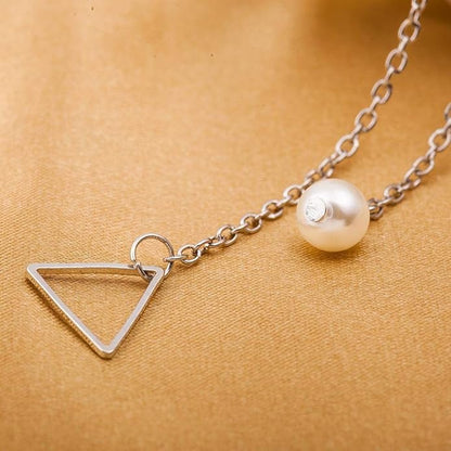 Hollow Triangle Metal Adjustable Pearl Simple