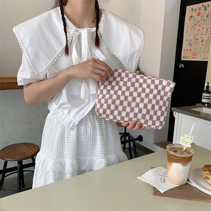 Pazimiik knitted checkered makeup bag