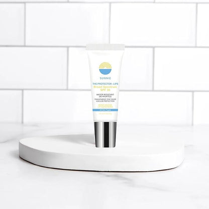 SUNNIE The Protector Lip Balm - Plumping