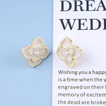 Vintage Pearl Flower Earrings Gold Pearl