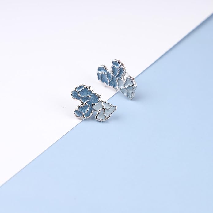 Vintage Blue Heart Stud Earrings Acrylic