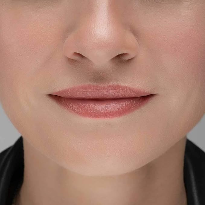 TRE'STIQUE trestique Prime And Shine Lip Crayon, Refillable Shiny Lipstick With Built-in Lip Primer, Clean Beauty Makeup Lipstick, Lipstick For Women, 2-in-1 Glossy Lipstick and Lip Primer