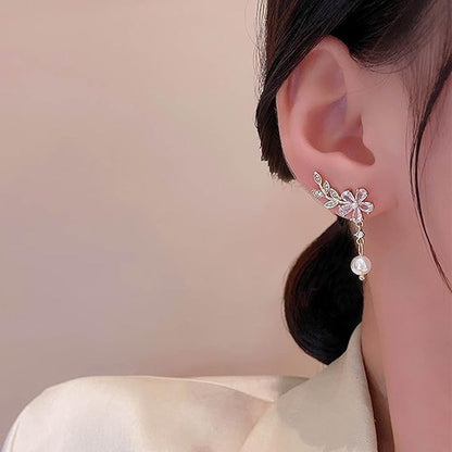 Vintage Crystal Flower Ear Climber Earrings