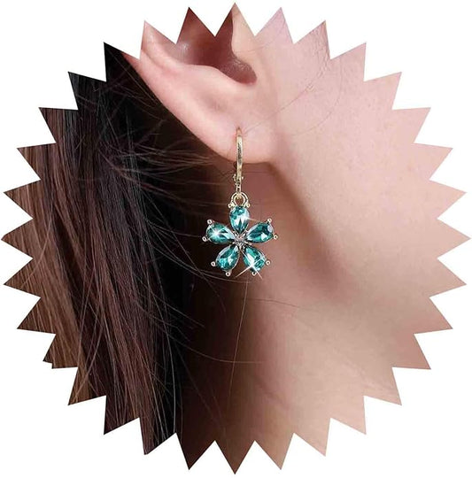 Vintage Emerald Flower Drop Earrings Green