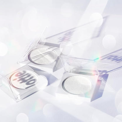 Diamond Bounce Highlighter in Frosted, Ultra-fine Gel-powder Highlighter Iridescent Highlight
