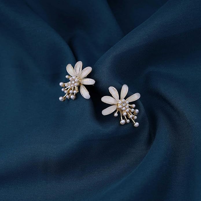 Vintage Flower Pearl Earrings Tiny Pearl