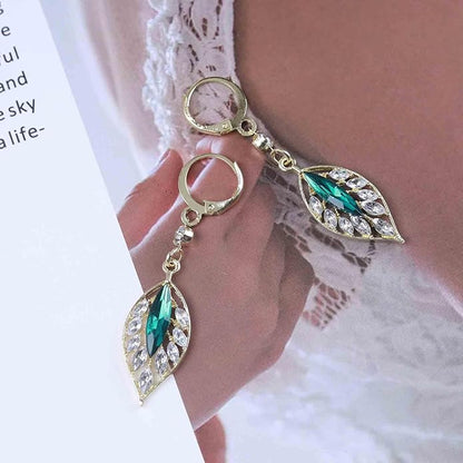Vintage Crystal Emerald Leaf Dangle Earrings Green Rhinestone
