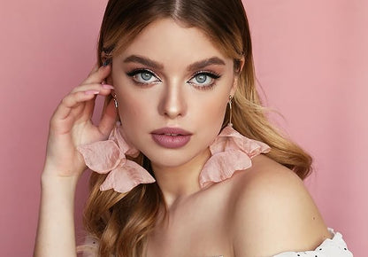 Mom's Secret Lily Natural Lipstick, Natural moisture with Vitamin E coupled with Organic Grapeseed and Organic Jojoba Oils, Vegan, Paraben Free, Made in the USA. 0.14 oz. (Free Spirit)