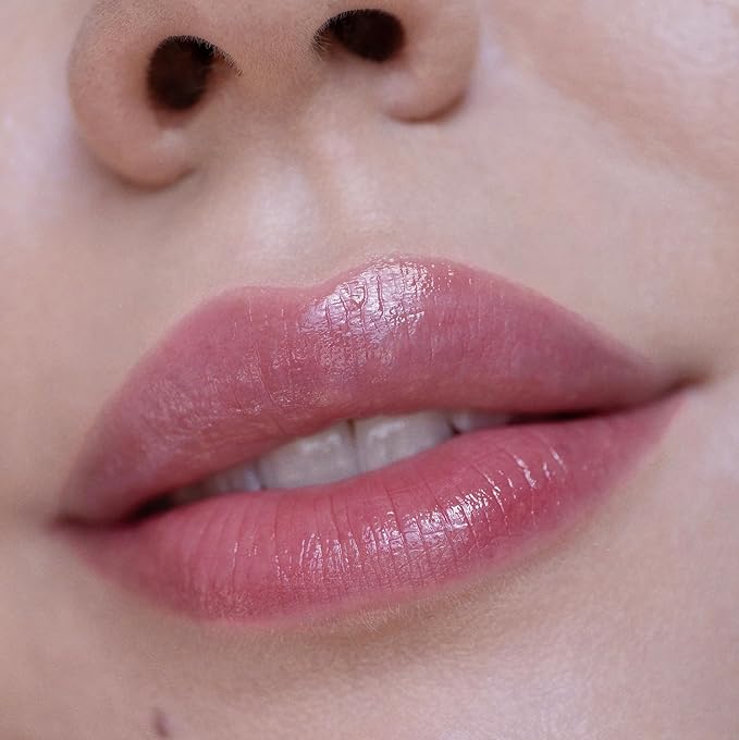 True Botanicals - Moisture Lock Glossy g)