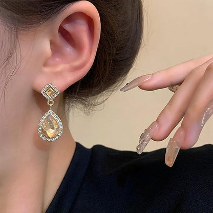 Vintage Crystal Teardrop Earrings Rhinestone Drop