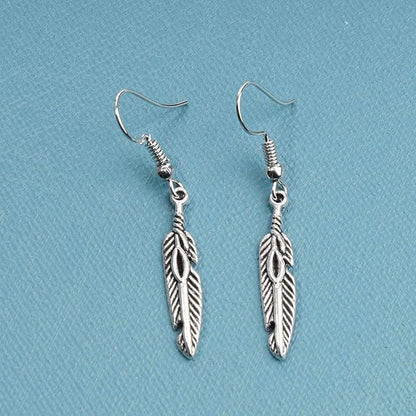 Vintage Etched Feather Earrings Silver Feather