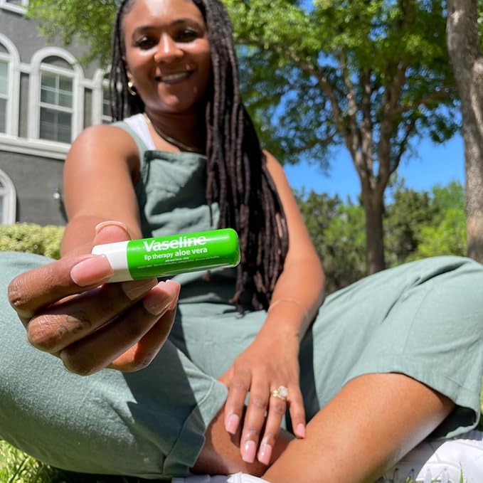Vaseline Lip Therapy Care Aloe Fresh,