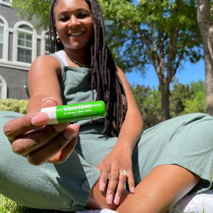 Vaseline Lip Therapy Care Aloe Fresh,