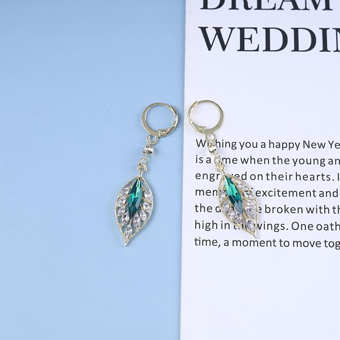 Vintage Emerald Leaf Earrings Rhinestone Leaf Drop Earrings