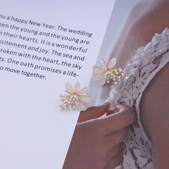 Vintage Flower Pearl Earrings Tiny Pearl