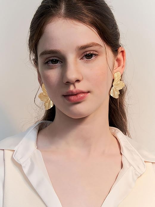 CLASSYZINT Gold/White/Red/Black Flower Stud Earrings