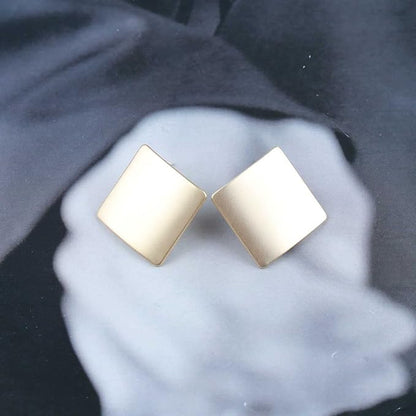 Vintage Square Stud Earrings Square Shape
