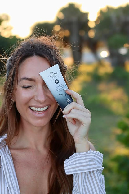 SPF 8 Mineral Sunscreen - Water Resistant Moisturzing Lotion for Body & Face - Non-Nano Zinc Oxide, Vitamin E - 3 Oz