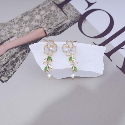 Vintage Pearl Flower Earrings Crystal Leaf