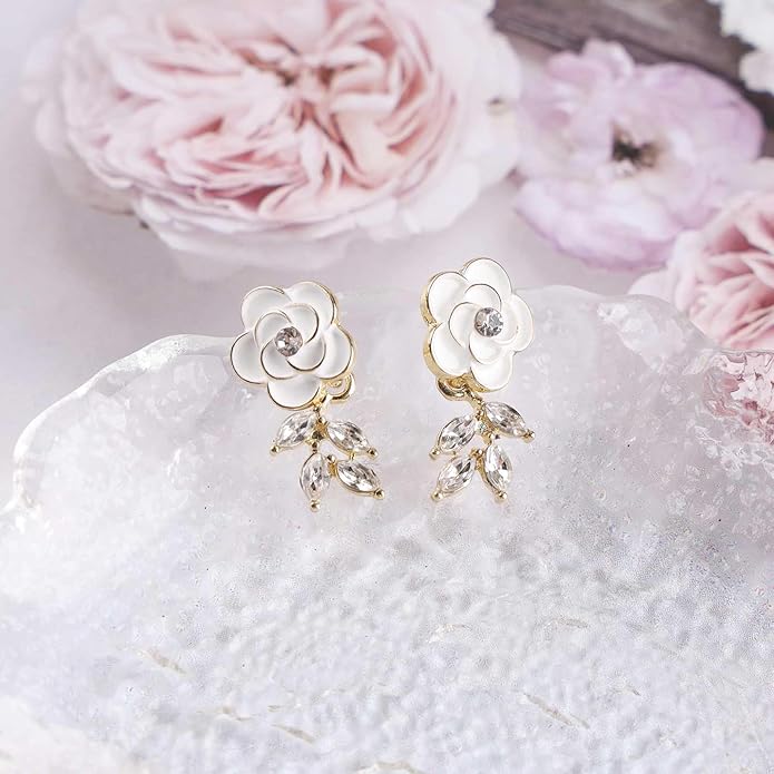 Vintage Crystal Flower Earrings Rhinestone Leaf