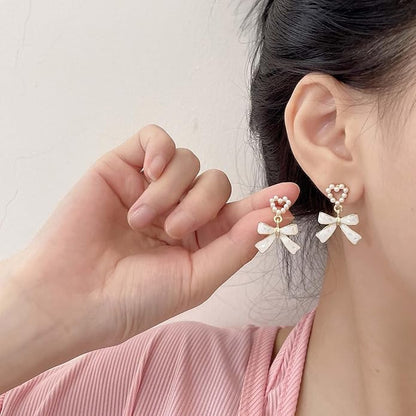 Vintage Pearl Bow Dangle Earrings Pearl