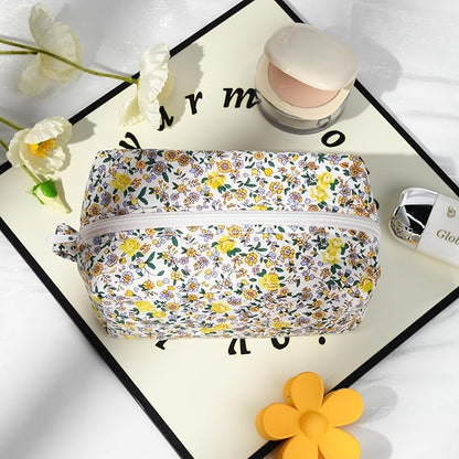 Soidram quilted makeup bag floral
