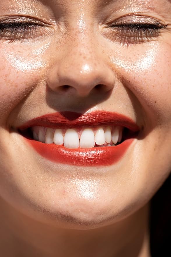 Ere Perez - Natural Coco Crayon Hydrating Lip Color | Vegan, Cruelty-Free, Clean Beauty (Wild, 0.01 oz | 3 g)