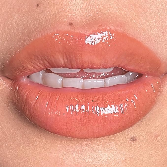 nude envie Lip Liner Pencil - Certified Vegan Vegan