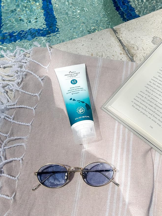 SPF 15 Mineral Sunscreen - Broad Spectrum Water Resistant Moisturizer Lotion For Body & Face - With Non-Nano Zinc Oxide, Vitamin E, & Antioxidants - Made in USA, 3 Oz